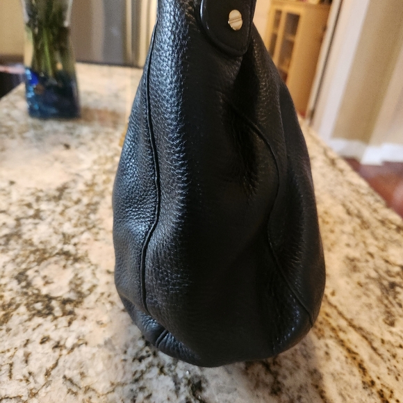 Tory Burch Amanda Purse, Shoulder Bag, Satchel, Black Leather, Classic Hobo EUC - Picture 5 of 16